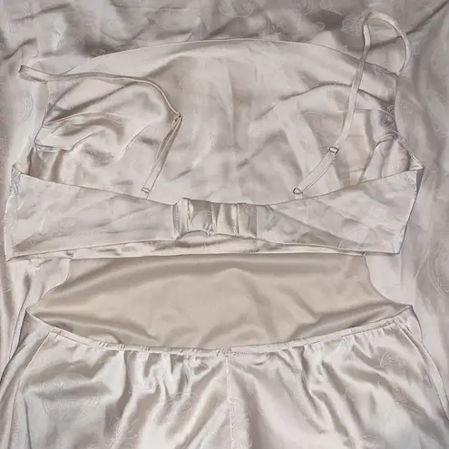 Kittenish fruit printed maxi dress