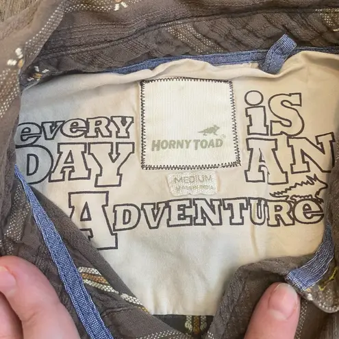 Horny Toad Retro brown button down shirt 100% cotton size M