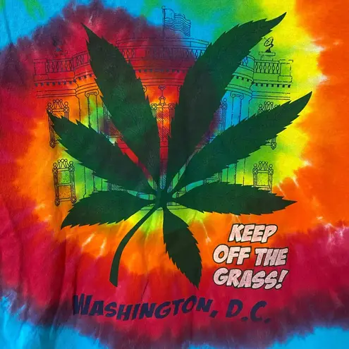 Washington DC Grass T Shirt Size M