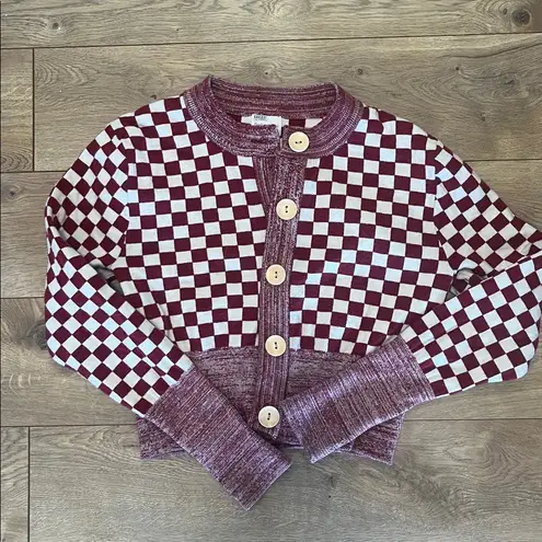 Find Me Now 🤍♥️ Presley Knit