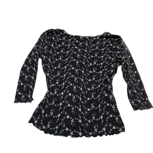 Y2K Black & Pink Floral Lettuce Trim Lace V