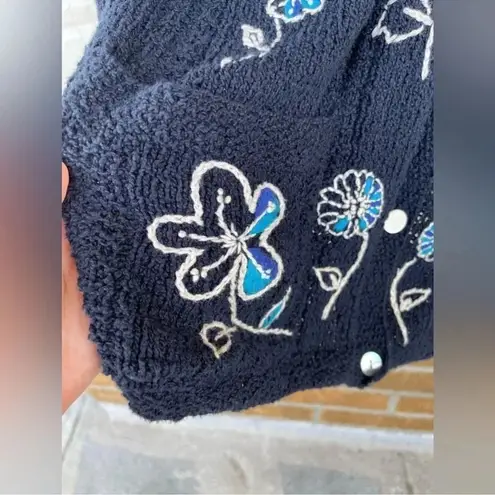 Laura Ashley Navy Blue Cardigan Sweater White Blue Embroidered Flowers Pockets L