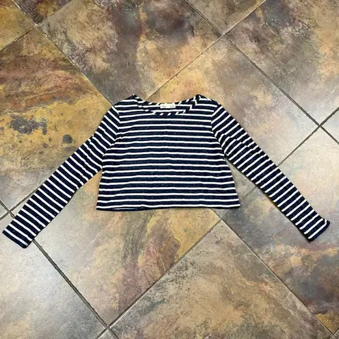 Olive & Oak Stripe Long Sleeve Cropped Top Medium