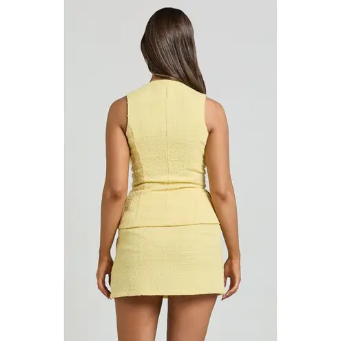 Showpo mika skort and vest size 4 NWT Yellow