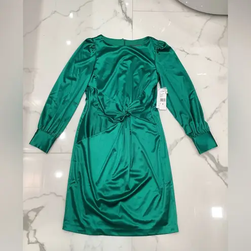 Julia Jordan Beautiful ELEGANT long sleeve dress 🌹🌹🌹