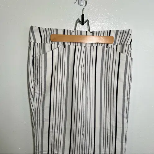 7th Ave Suiting Collection NYC Wide Leg Pant White Gray Stripes 4