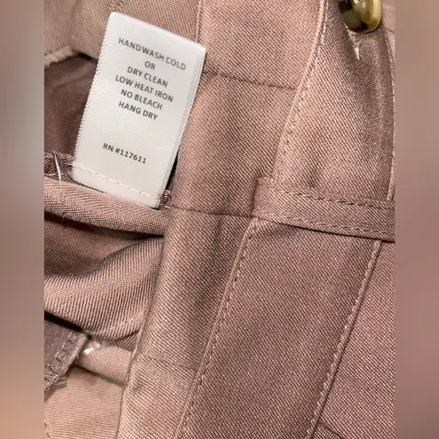 potter's pot 🏷️🏷️NWT ladies/jrs Large pleated business slacks tan