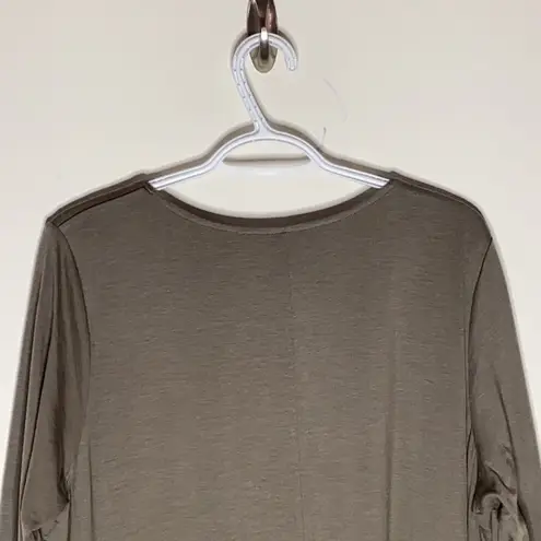 Ryllace olive long sleeve basic t