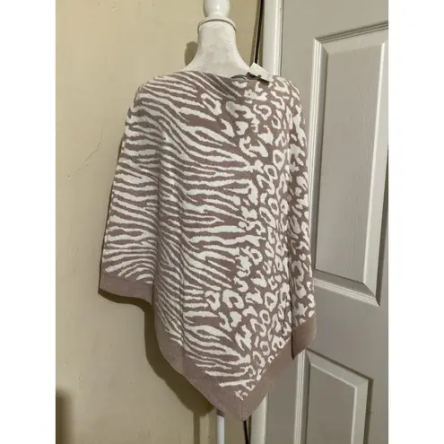 Barefoot Dreams Poncho Womens One Size CozyChic Ultra Lite Knit Animal Pullover