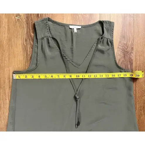 Maurice's  Women Medium Olive Green Tank Top‎ V- Neck W/tie Sleeveless EUC