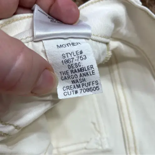 MOTHER The Rambler Cargo Ankle Jeans in Cream Puffs Size 28