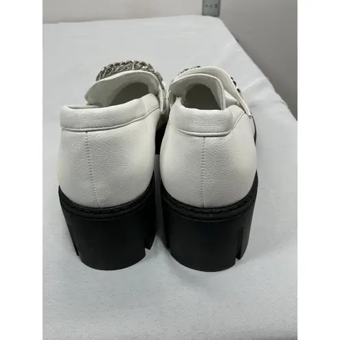 Womans Tintree Slipon Platform Loafers 10 White Chunky Heel Chain Accent NWOT