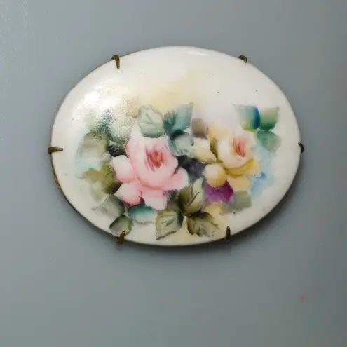 Victorian Porcelain Floral Brooch Vintage Hand Painted Brass Backing C Clasp White