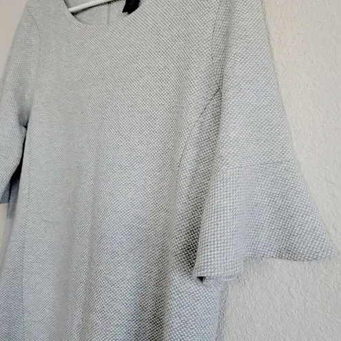 Tahari EUC gray shift dress size 8