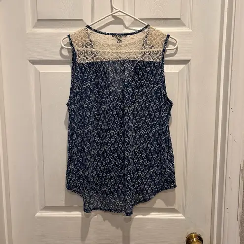 About A Girl About A Girl Made In The USA Blue White Tank Blouse Crochet Trim Large Festival