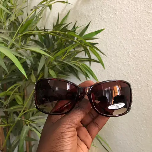 Y2K Mcbling Whimsygoth Gothic Baddie Cyber Vixen Trendy Streetwear Brown cross sunglasses rhinestone silver bedazzled studs Grunge Gorpcore Zebra Striped Oversize Round White Black #acubi Pink - Image 5