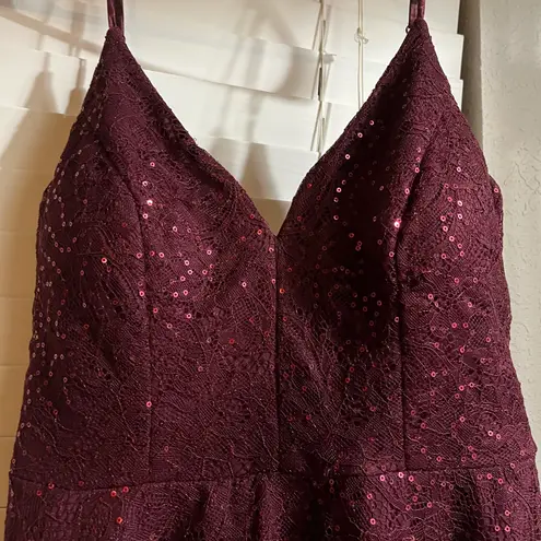 B. Smart Maroon Sequin Lace Homecoming Dress