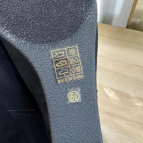 Journee Collection Women's Mylee Pull On Round Toe Wedge Booties Size 8.5