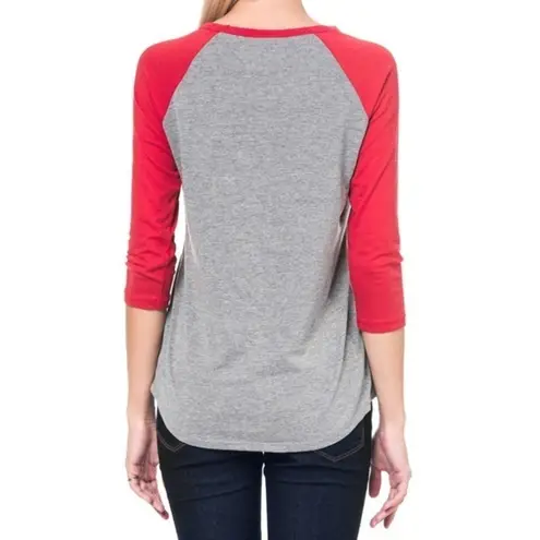 Modern Lux NWT Santa Claus Christmas Raglan Tee Gray Red New