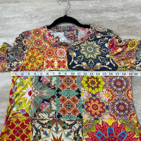 Johnny Was Kaleida Favorite Crew Neck Swing Tee Size medium