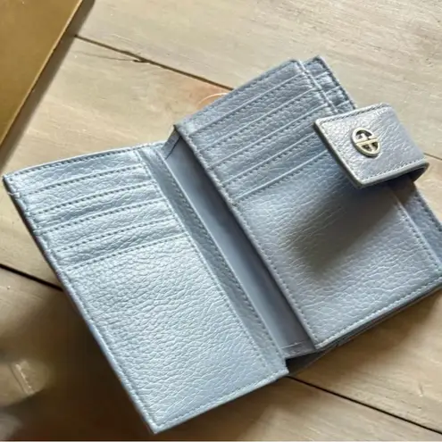 Giani Bernini Light Blue
Leather Wallet NWT
