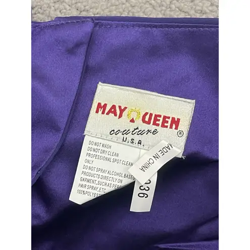 May Queen Couture Women's purple lace detail long formal gown size 20