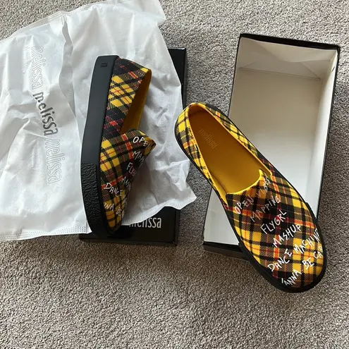 Melissa NIB NEW Ground Slip-On Sneaker Waterproof