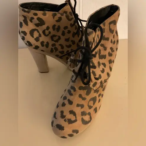 Rebecca Taylor women leopard print suede platform heel boots size 9