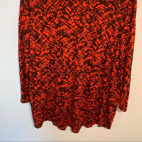 No Concept But Buy The Good Sense by Ink Topper Red Black Geo Size undefined