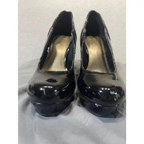 Women's Its Ok Black Patent Leather Platform Heels Size 6