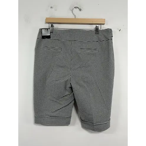 Soho Apparel Womans Pullon Bermuda Shorts Large Black White Checkered NWT
