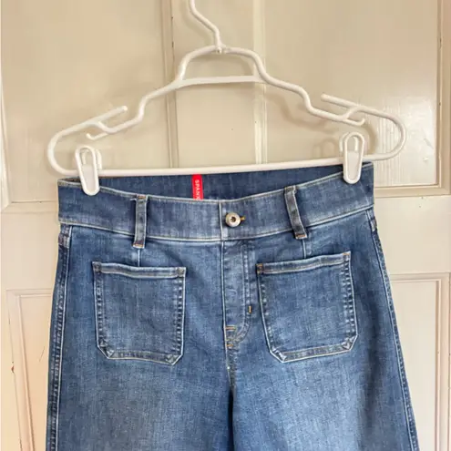 Spanx  wide leg cropped pull on patch pocket Jeans size small - Image 2