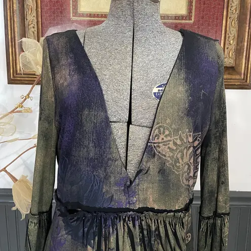 Urban Mango Boho Deep V