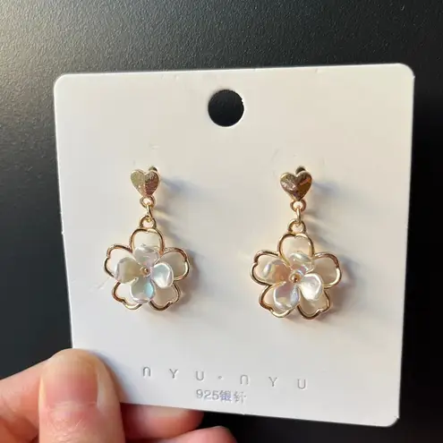 Delicate Gold Floral Earrings with Iridescent Petals Dainty Heart Top 925 Silver