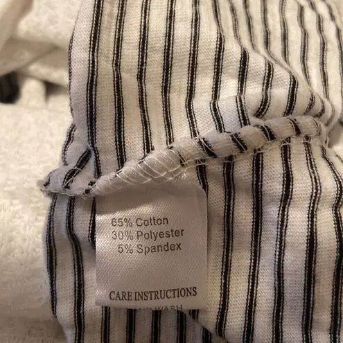 Grace & Emma Waffle Knit Leopard Print Blouse