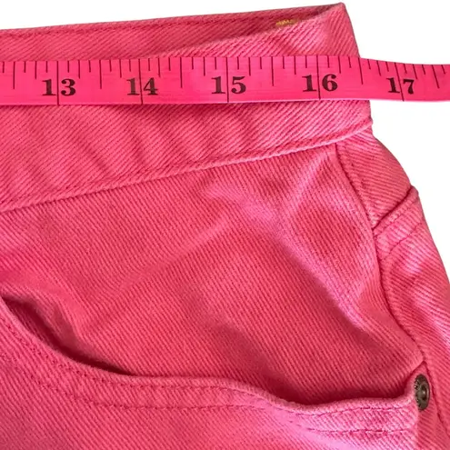 Liz Claiborne  Women’s Classic Fit Pink Mom Shorts. Vintage. Size 14