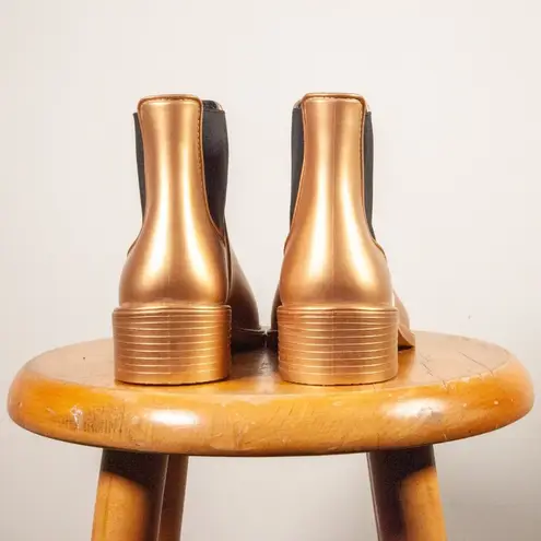 Bernardo NWT Gold Chelsea Rain Boots