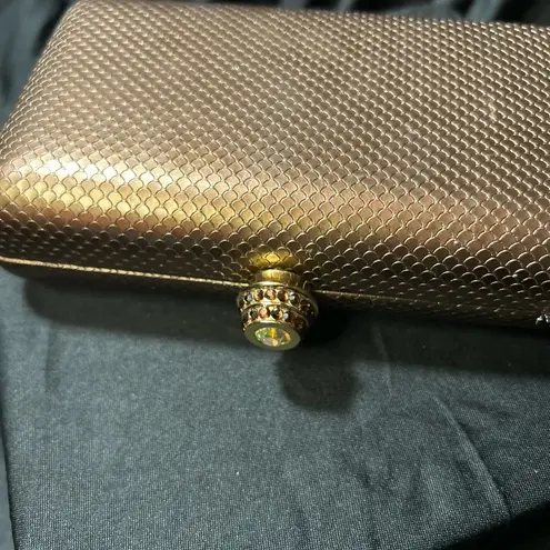 Swavorski Vintage Rare Clutch Bronze Fish Scale design wSwarovski Clusters kiss clasp