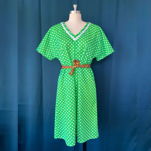 Handmade Vintage 70s Lime Green Polka Dot Shift Dress