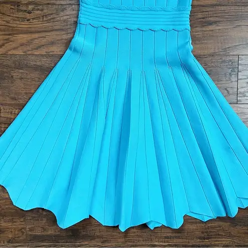 Shoshanna • Jonetta Knit Dress fit & flare turquoise scallop hem scoop neck