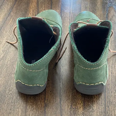 Josef Seibel Fergey 18 Women’s Shoes Green Leather Comfort Flats size 36 (5