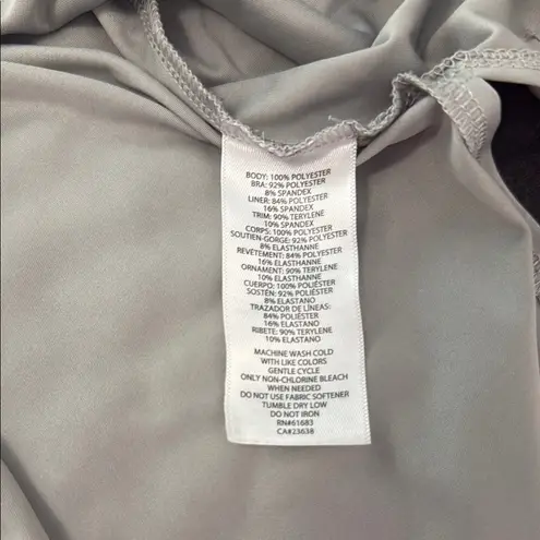 Jockey Gray/Grey Relaxed Cut Out Tank Top with built in sports bra Gray Size L