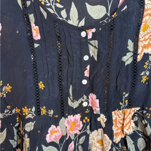 Patrons of Peace Black floral Ruffle Blouse