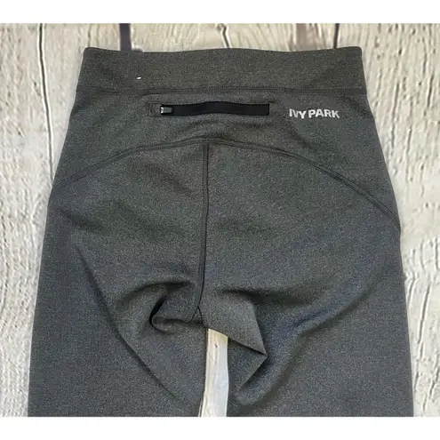 Ivy Park EUC! Grey Sculptured Leggings