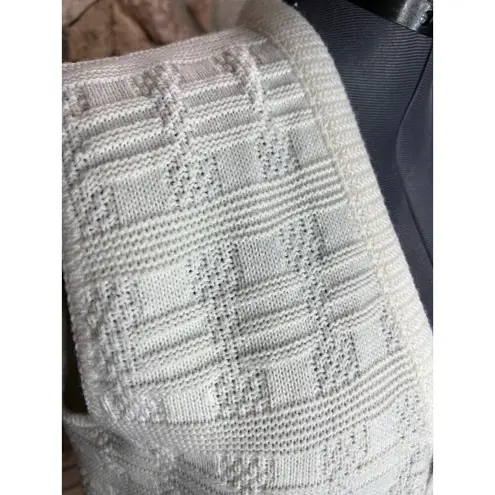 Milrank Sweater vest geometric textured cream pockets Size L