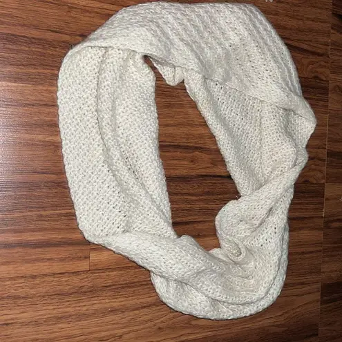 American Eagle NWOT  knit scarf