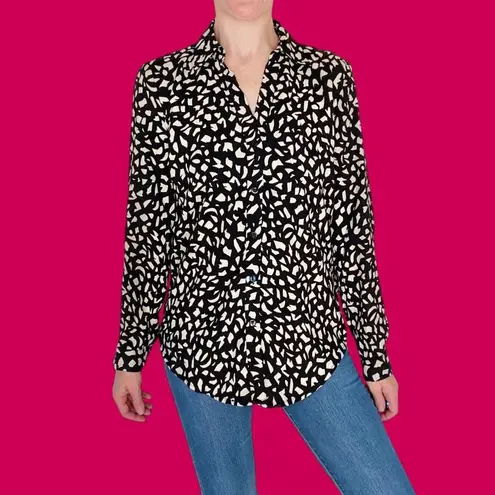 Tahari NWT Black Tan Abstract Satin Button Down Shirt