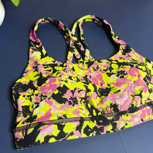 Lululemon Energy Bra Luxtreme NWT Size 4 Inflect Floral Highlight Yellow Multi