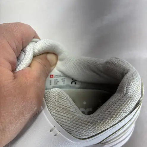 On Clouds Roger Advantage White Leather Sneakers