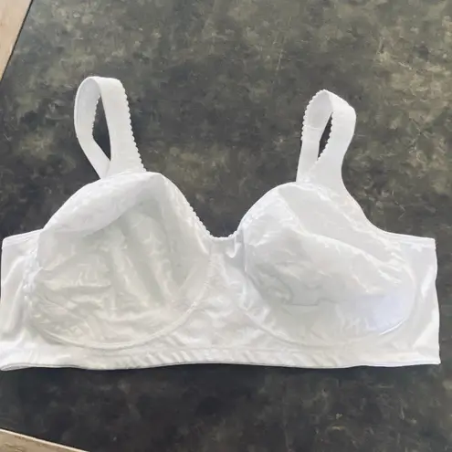 Playtex Women's 18-Hour Ultimate Lift Wireless Full-Coverag